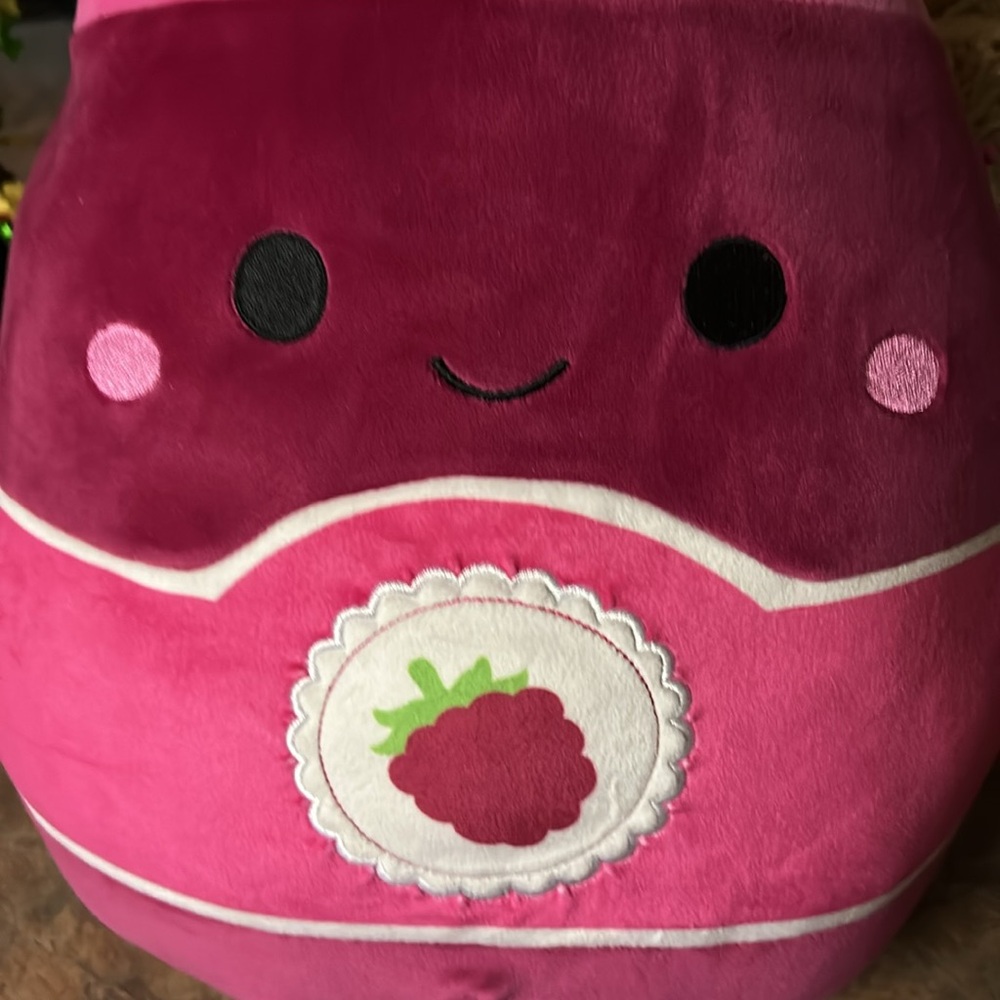 Squishmallows Roz the dynamic raspberry - Picture 2 of 7